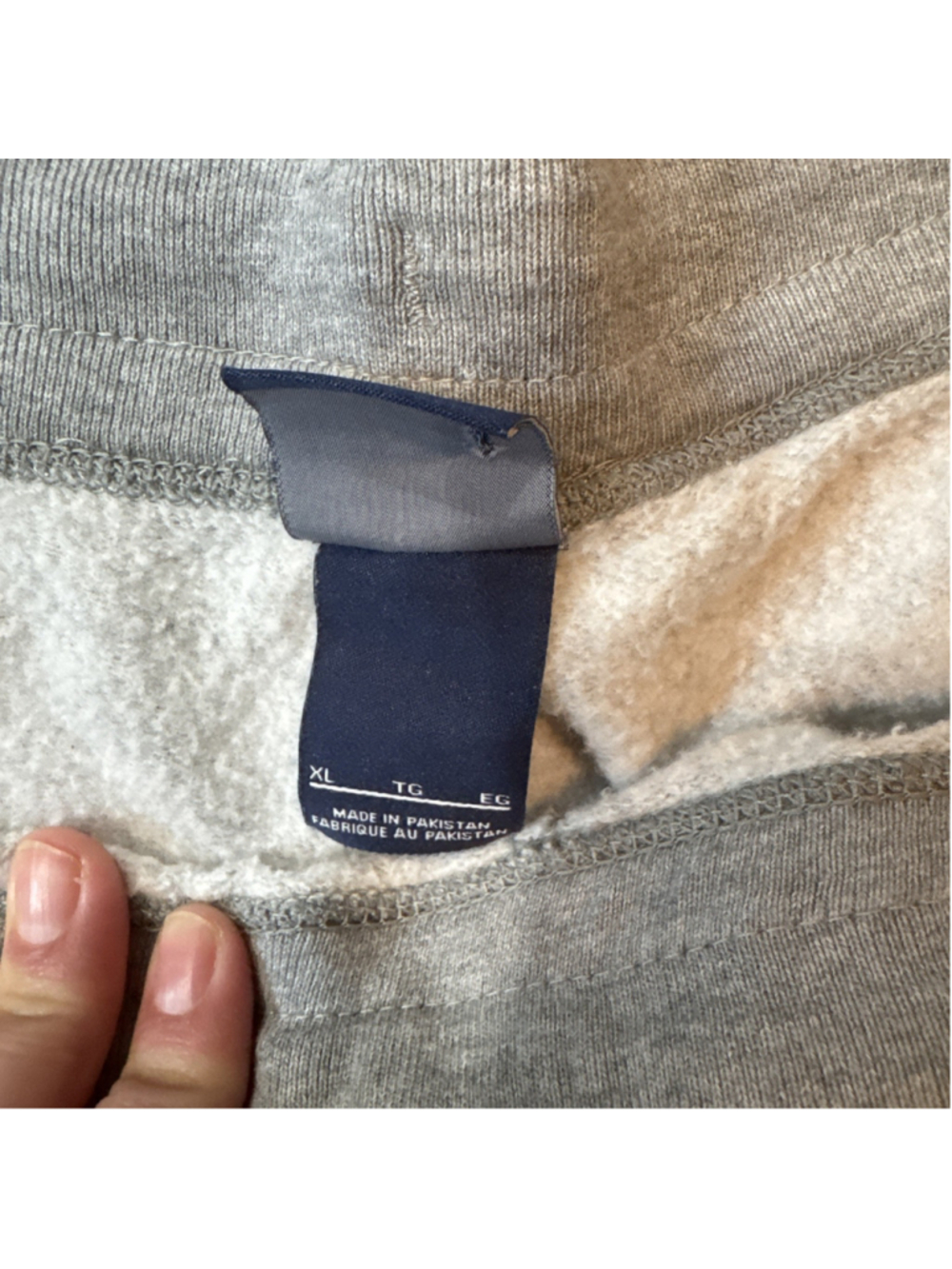 Nike Gym Vintage capri sweatpants featuring a white drawstring Light Grey Soft - Picture 2 of 5